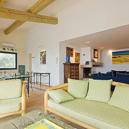 Holiday home Saint-aygulf Sleeps 6 Pool Air Con Wifi Saint Aygulf