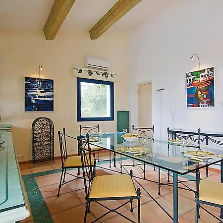 Saint-aygulf Sleeps 6 Pool Air Con Wifi Saint Aygulf