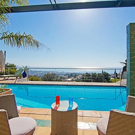 Saint-aygulf Sleeps 6 Pool Air Con Wifi *